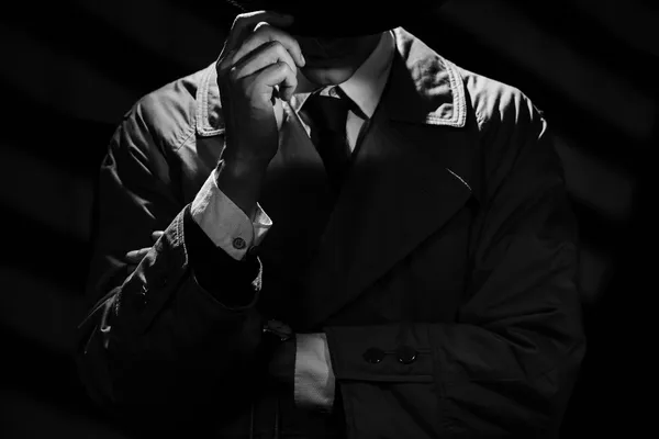 Tajemná silueta špiona